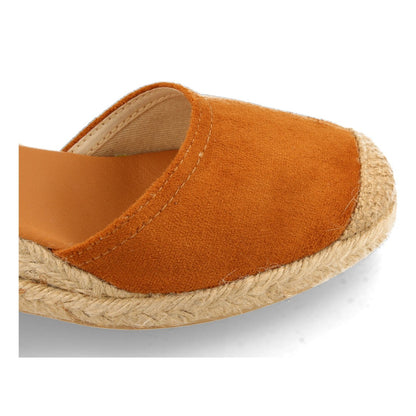 SB-22001-Camel